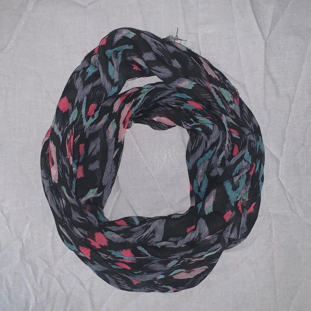 American Eagle Infinity Scarf